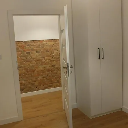 Апартаменти Apartament Wybickiego Познань