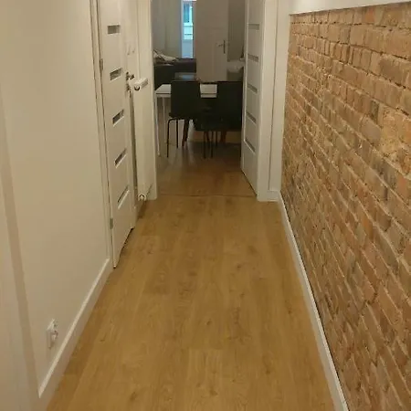 Apartament Wybickiego *